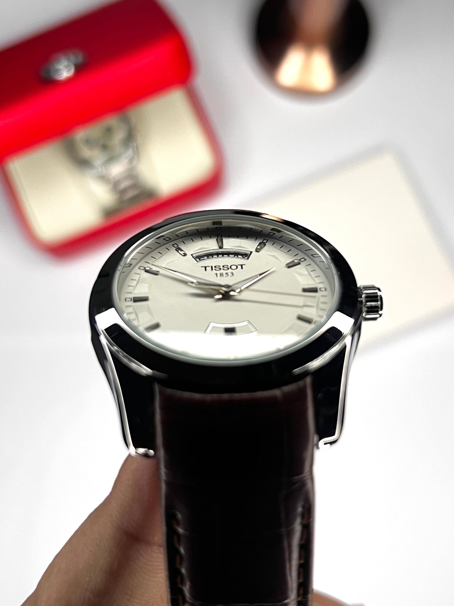 TT Classic Day & Date ( White )